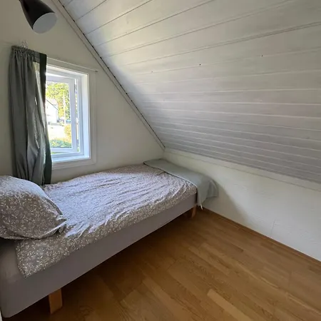 Casa de hóspedes Vikeland- Single 2 Bedrooms Vennesla